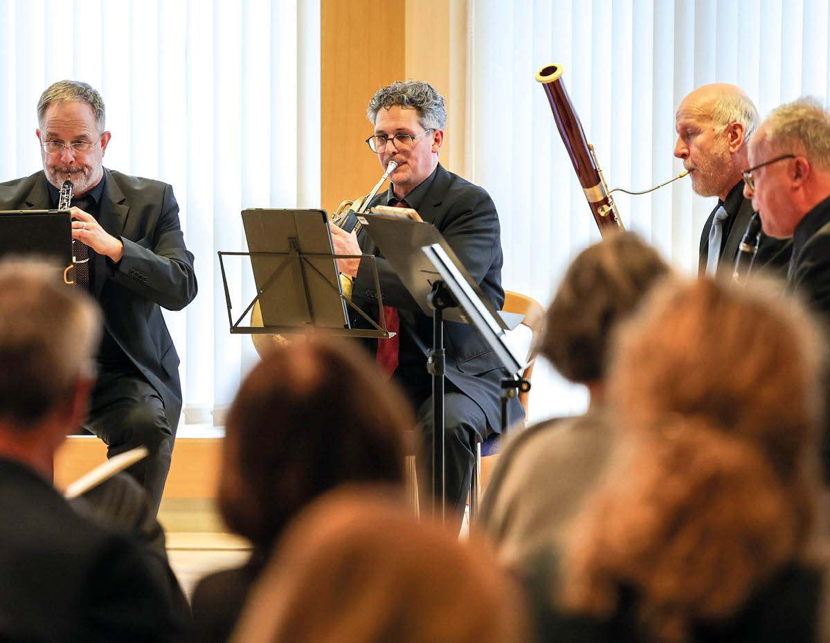 Kammerorchester spielt bei einer offiziellen Veranstaltung der Ärztekammer, musikalische Begleitung im festlichen Rahmen.
